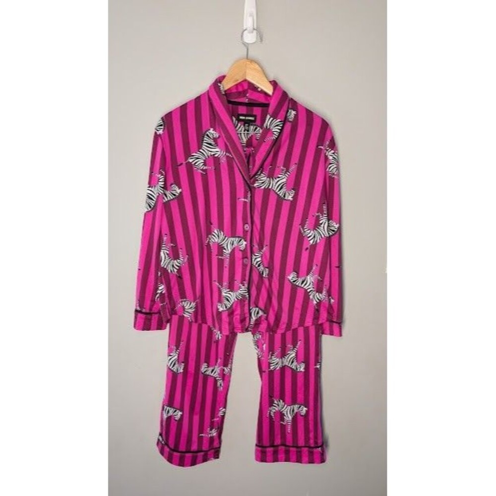 Room Service Pajama Set Womens M Pink Zebra Stripe Long Sleeve Button Up Pants